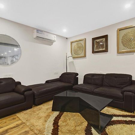 Super Townhouse Oak Hitec City Near Image Hospital Hyderabad Exterior foto
